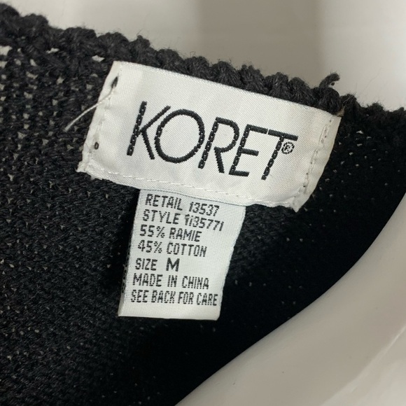 Vintage Koret Woman’s Vest Knit Top - Picture 5 of 7
